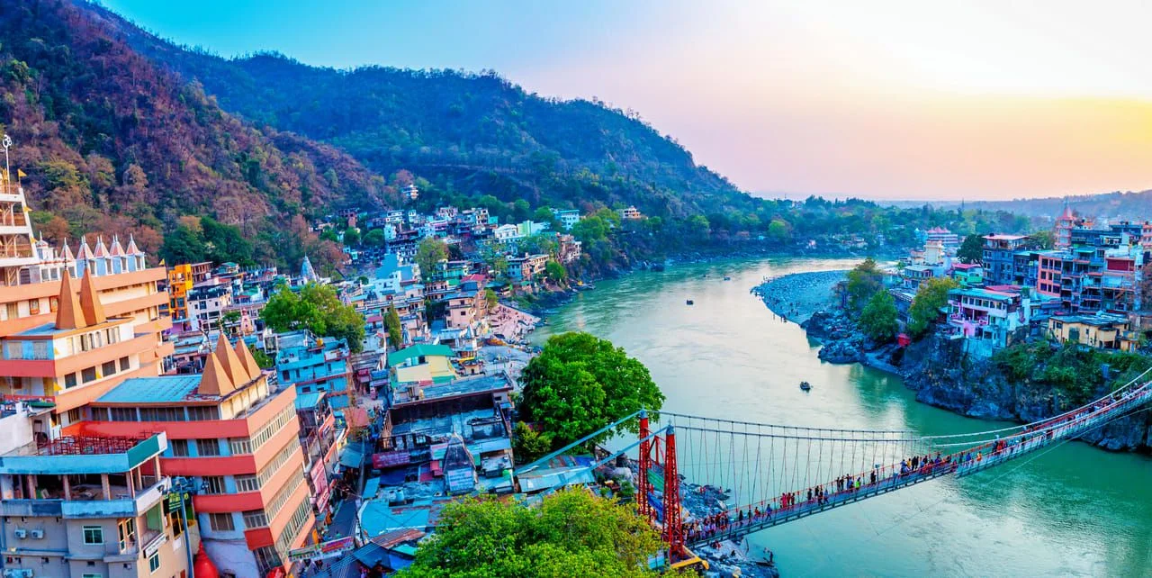 ऋषिकेश में एडवेंचर स्पोर्ट्स: रिवर राफ्टिंग, बंजी जंपिंग
