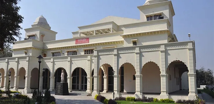 “आयुर्वेद चिकित्सा में तकनीकी नवाचार: ऋषिकुल परिसर, हरिद्वार में ई-हॉस्पिटल सॉफ्टवेयर पर एक दिवसीय कार्यशाला”